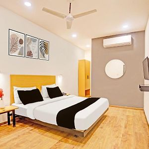 Townhouse Mukut Bazar