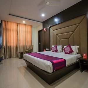 Capital O 1546 The Sensation Hotel
